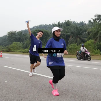 Runner Photo 7493370