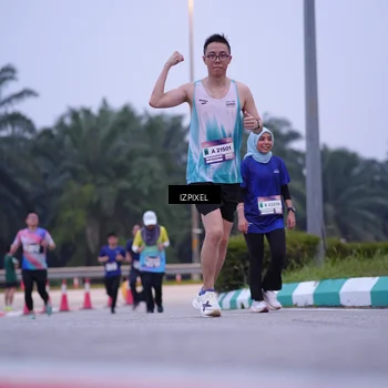Runner Photo 7493383