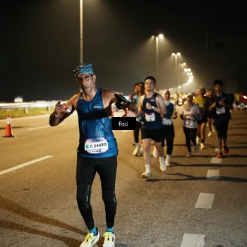 Runner Photo 7493392