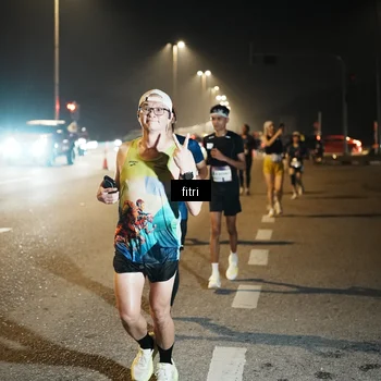 Runner Photo 7493402