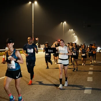 Runner Photo 7493430