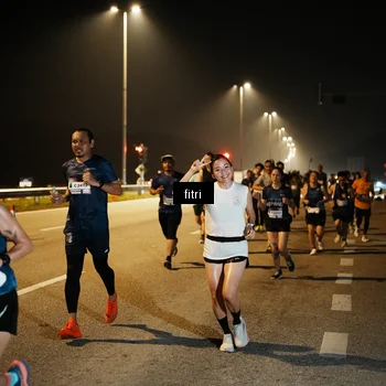 Runner Photo 7493432