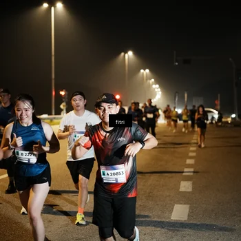 Runner Photo 7493454