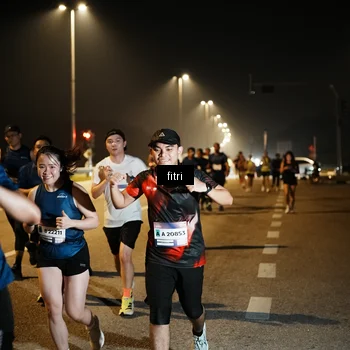 Runner Photo 7493461