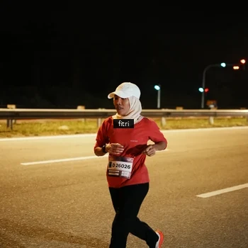Runner Photo 7493502