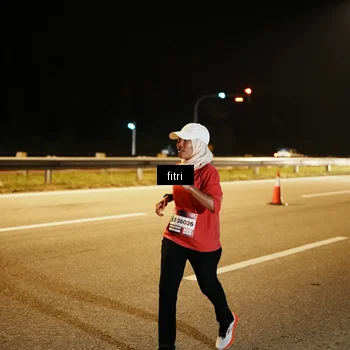 Runner Photo 7493503