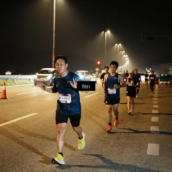 Runner Photo 7493506