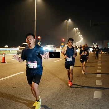 Runner Photo 7493509