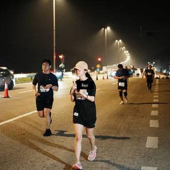 Runner Photo 7493515