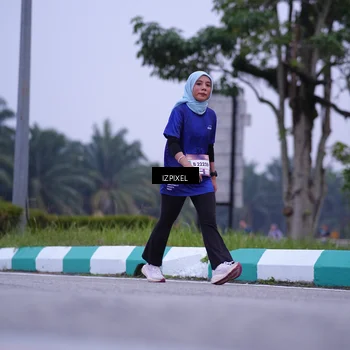 Runner Photo 7493519
