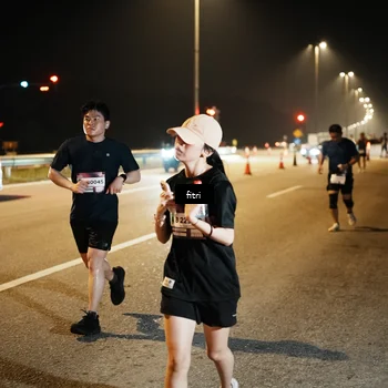 Runner Photo 7493522