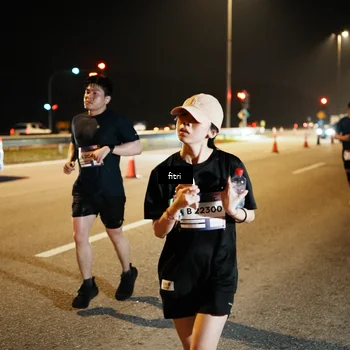 Runner Photo 7493523