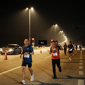 Runner Photo 7493540