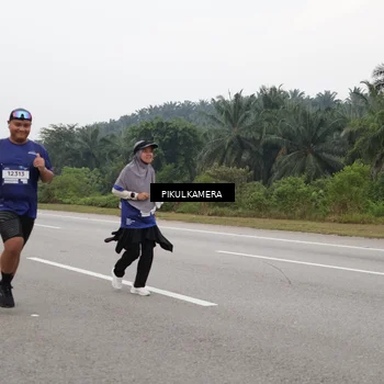 Runner Photo 7493544
