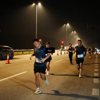 Runner Photo 7493546