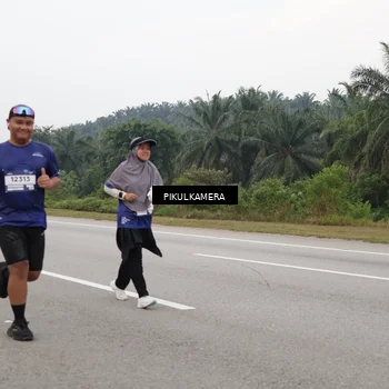 Runner Photo 7493558