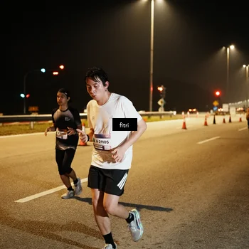 Runner Photo 7493561