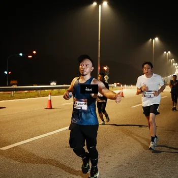 Runner Photo 7493565