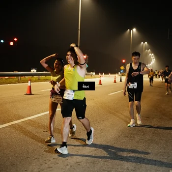 Runner Photo 7493572