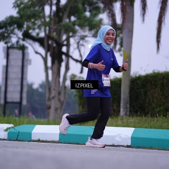 Runner Photo 7493591