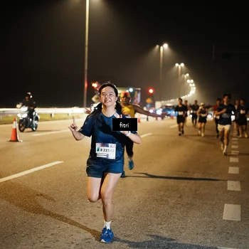 Runner Photo 7493593
