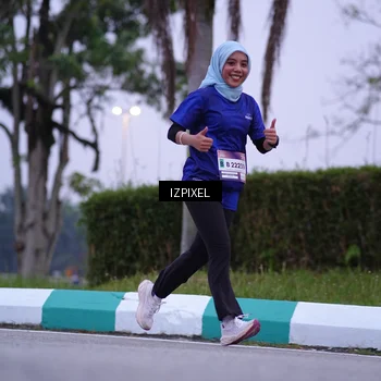 Runner Photo 7493595