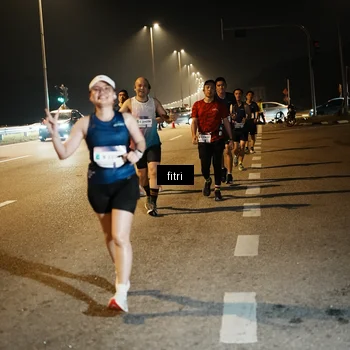Runner Photo 7493616