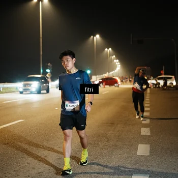 Runner Photo 7493627