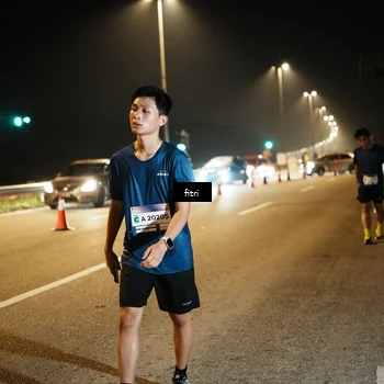 Runner Photo 7493633