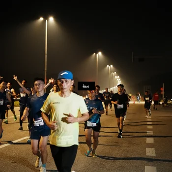 Runner Photo 7493648