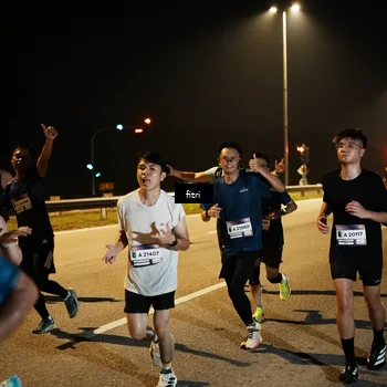Runner Photo 7493653