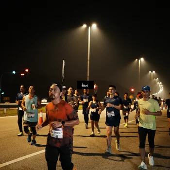 Runner Photo 7493655