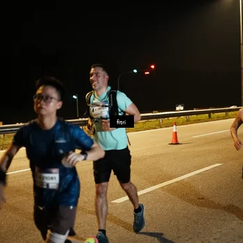 Runner Photo 7493660
