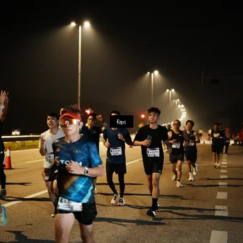 Runner Photo 7493666