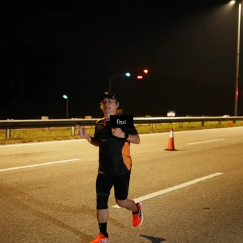 Runner Photo 7493668