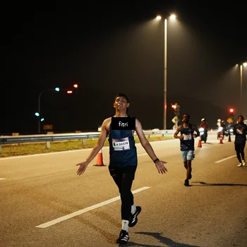 Runner Photo 7493673