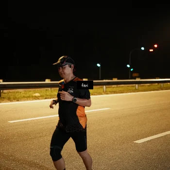 Runner Photo 7493676