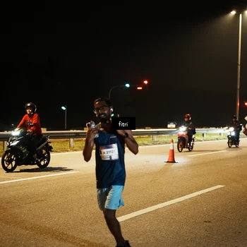 Runner Photo 7493683