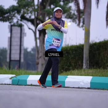 Runner Photo 7493737