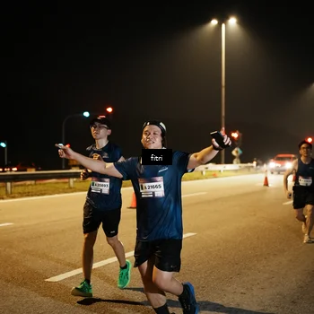 Runner Photo 7493738