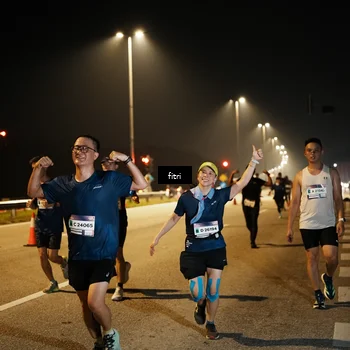 Runner Photo 7493761