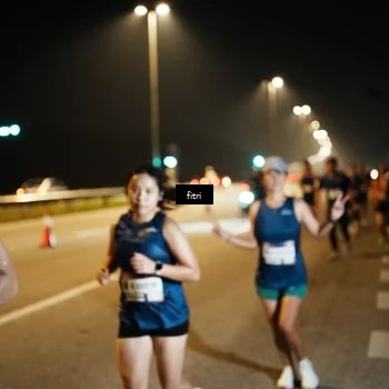 Runner Photo 7493775