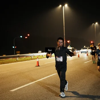 Runner Photo 7493776