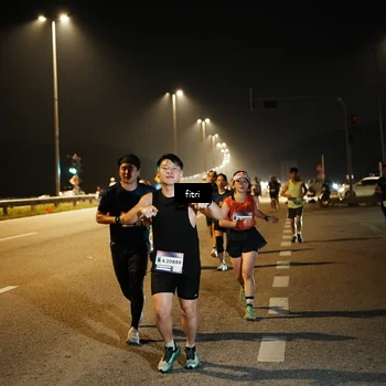Runner Photo 7493778