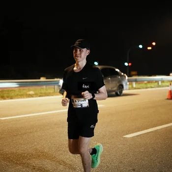 Runner Photo 7493781
