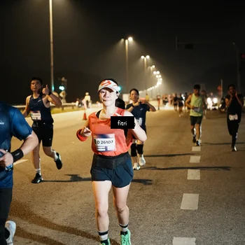 Runner Photo 7493786