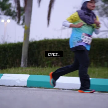 Runner Photo 7493792