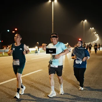 Runner Photo 7493797