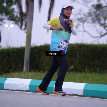 Runner Photo 7493799
