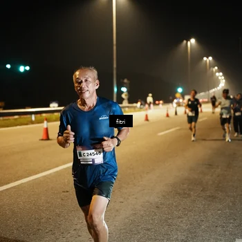 Runner Photo 7493809
